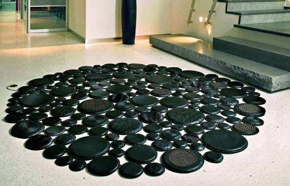 Black Round Rug